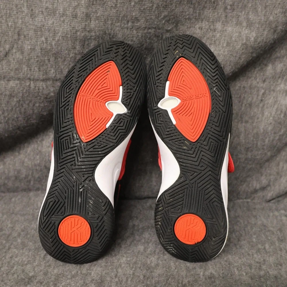 Nike Kyrie Flytrap 3‎ Shoes Mens Size 8.5 Red Black Basketball BQ3060-009